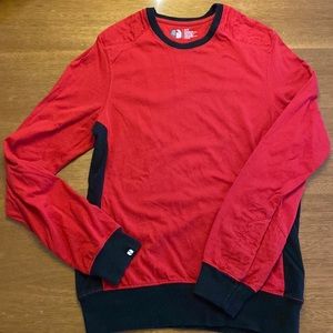 Men’s Footlocker sport shirt